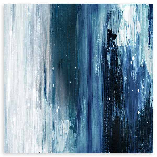 Cuadro cuadrado con composición abstracta de franjas difusas en azul índigo, blanco, celeste y negro, con textura degradada y contraste suave de estilo abstracto. Disponible en kudeko.com