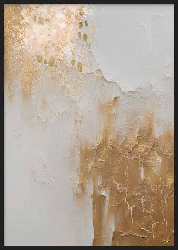 Cuadro con composición abstracta de texturas minerales en blanco roto, beige y dorado, con efecto marmoleado suave y estilo abstracto. Disponible en kudeko.com
