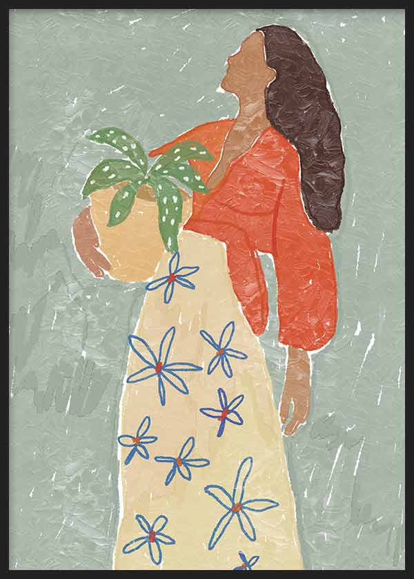 Tableau encadré avec femme de profil tenant une plante en pot, fond bleu gris doux, robe crème à fleurs bleues, blouse terracotta, style illustration décorative. Disponible sur kudeko.com