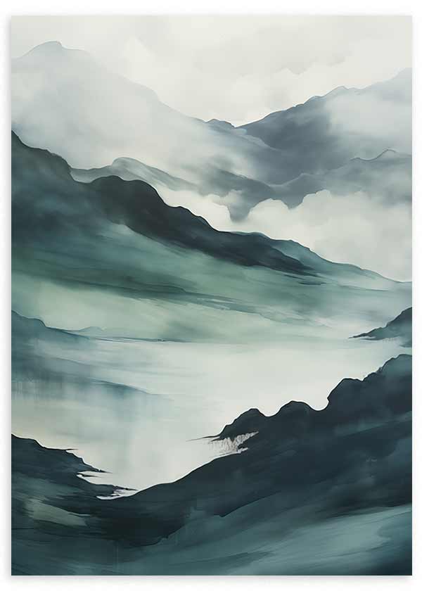 Cuadro con montañas difuminadas, lago envuelto en niebla, tonos verde azulado, gris suave y sombras oscuras, de estilo naturaleza y paisajes. Disponible en kudeko.com