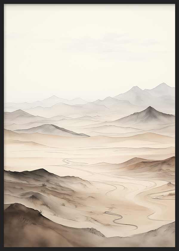 Cuadro de paisaje desértico con montañas brumosas, río sinuoso y tonos marfil, beige, arena y gris suave, de estilo naturaleza y paisajes. Disponible en kudeko.com