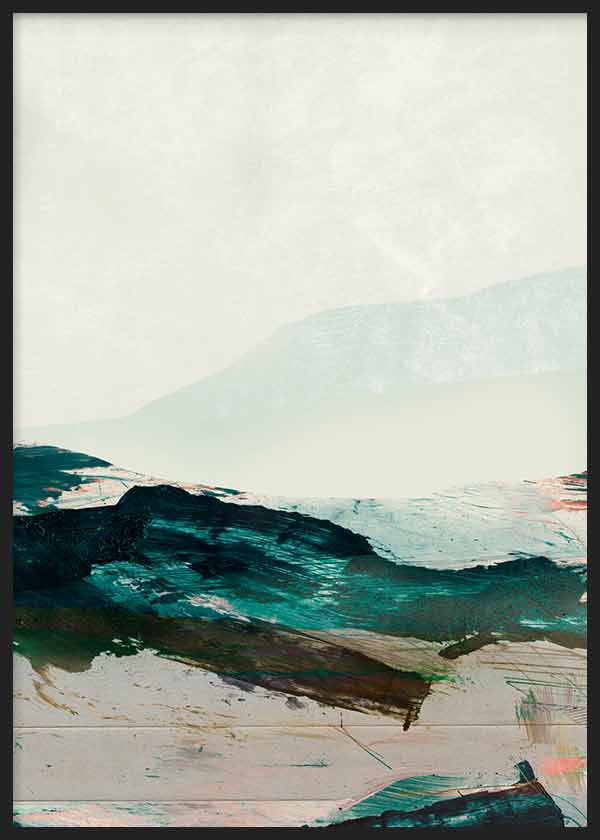 Wandbild mit abstrakter Landschaft, diffusen Bergen, Flächen in Petrolgrün, Türkis, Off-White und dunklen Akzenten, im zeitgenössischen abstrakten Stil. Erhältlich auf kudeko.com