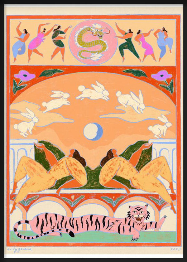 Cuadro con conejos blancos saltando sobre un cielo melocotón, luna central, figuras danzantes, dragón circular y tigre rosa, en tonos coral, verde y crema, de estilo ilustración. Disponible en kudeko.com