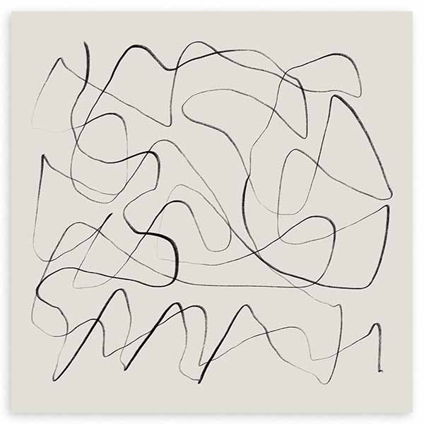 Cuadro cuadrado con líneas negras y grises entrelazadas sobre fondo beige claro, composición abstracta de formas fluidas y estilo minimalista. Disponible en kudeko.com
