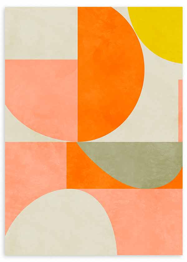 Cuadro con composición de semicírculos y bloques geométricos en naranja, rosa, amarillo, beige y verde grisáceo, de estilo geométrico. Disponible en kudeko.com