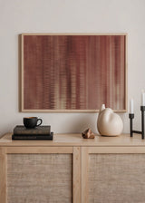 Cuadro horizontal abstracto con líneas difuminadas en tonos terracota y beige, kudeko.com
