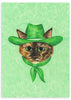 Cuadro ilustración de gato carey con sombrero verde sobre fondo verde claro, kudeko.com