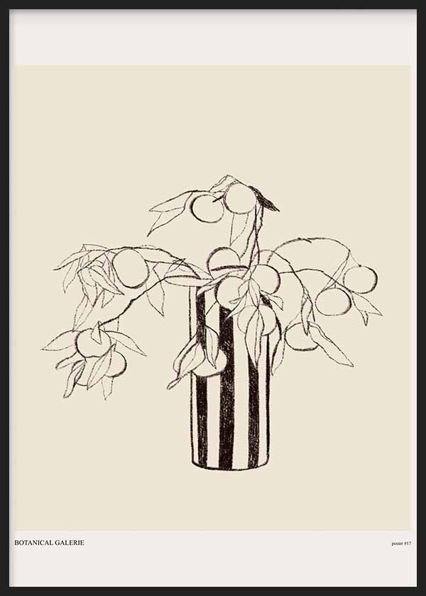 Botanisches Wandbild mit fruchttragenden Zweigen, runden Früchten, feinen Blättern, schwarzer Streifenvase, beigem Hintergrund und zeitgemäßem Illustrationsstil. Erhältlich auf kudeko.com