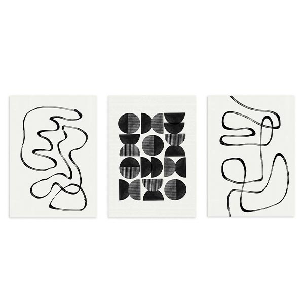 Conjunto de tres cuadros con líneas negras orgánicas y formas geométricas circulares en fondo blanco, composición abstracta de alto contraste y estética contemporánea. Disponible en kudeko.com