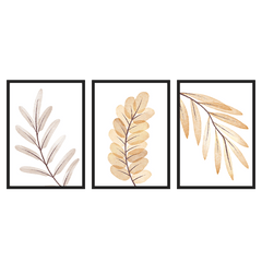 Set aus drei Wandbildern mit stilisierten botanischen Zweigen und Blättern in Beige, Sand, sanftem Senfgelb und Braun, im Natur- und Landschaftsstil auf hellem Hintergrund. Erhältlich auf kudeko.com