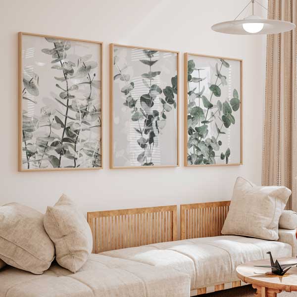 decoración con cuadros, ideas - conjunto de cuadros nórdicos con flores, eucaliptos - kudeko