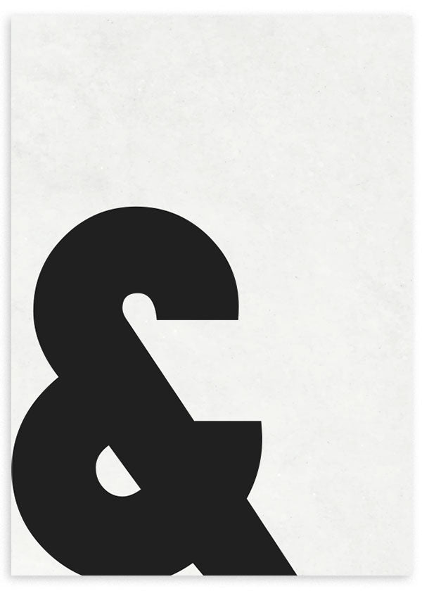 Cuadro con símbolo ampersand negro de gran tamaño sobre fondo blanco marfil texturizado, composición limpia de estilo minimalista. Disponible en kudeko.com