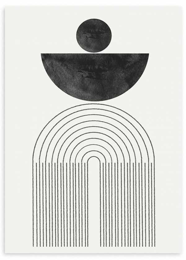 Cuadro con círculo negro, semicírculo oscuro y arcos lineales concéntricos sobre fondo blanco, de estilo geométrico. Disponible en kudeko.com