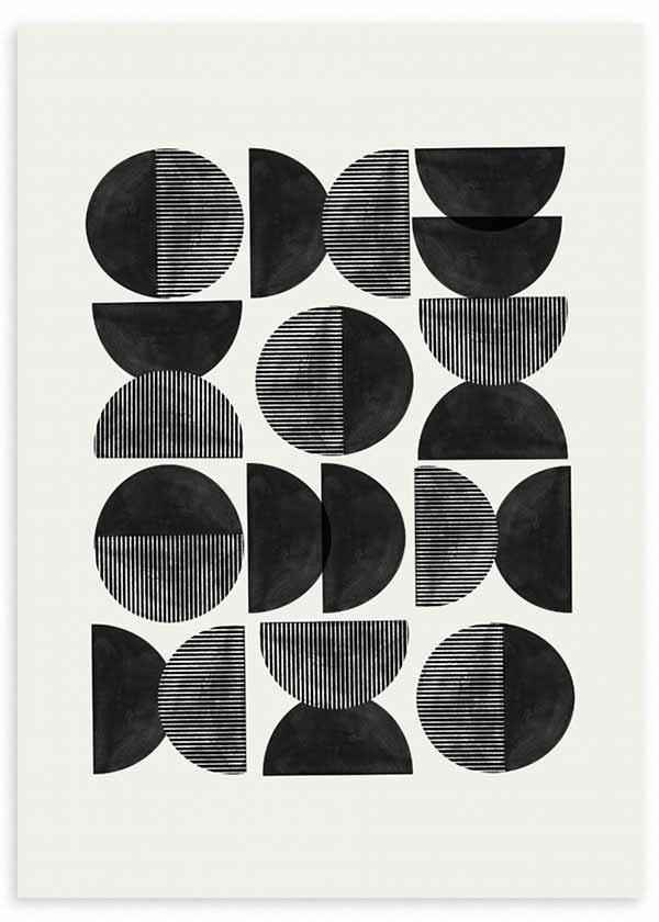 Cuadro con composición de semicírculos y círculos negros sobre fondo blanco, con franjas finas, formas repetidas y estilo geométrico. Disponible en kudeko.com