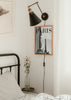 Cuadro decorativo de estilo blanco_y_negro y minimalista colocado en salón, fotografía en blanco y negro de París con la Torre Eiffel, modelo París I