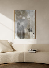 Wandbild mit abstrakter Komposition aus geschwungenen Linien, organischen Formen und Flächen in Beige, Grau, Weiß und Schwarz, im modernen reduzierten Stil. Erhältlich auf kudeko.com