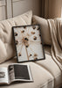 Cuadro decorativo de estilo minimalista y orgánico colocado en salón, flor seca allium en tonos beige, modelo Flor Seca Allium