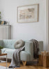 Cuadro horizontal nórdico y minimalista de pinceladas en tonos beige. Una lámina decorativa cálida que dará un estilo totalmente actual a tu pared. Combínala con otros estilos nórdicos y escoge un buen marco para colgarlo directamente.