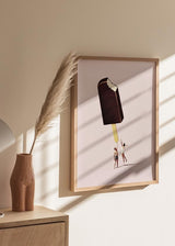 decoración con cuadros, ideas - lámina decorativa de helado y dos personas sobre fondo rosa - kudeko