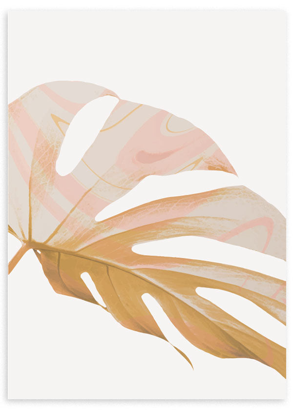 Cuadro de hoja de monstera en tonos dorados, beige y rosa suave sobre fondo blanco, con estilo floral elegante y composición limpia. Disponible en kudeko.com
