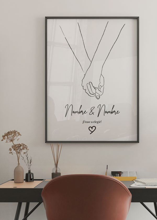 Decoración con cuadros, ideas -  cuadro personalizado para parejas o amistades con manos entrelazada. Blanco y negro y minimalista.