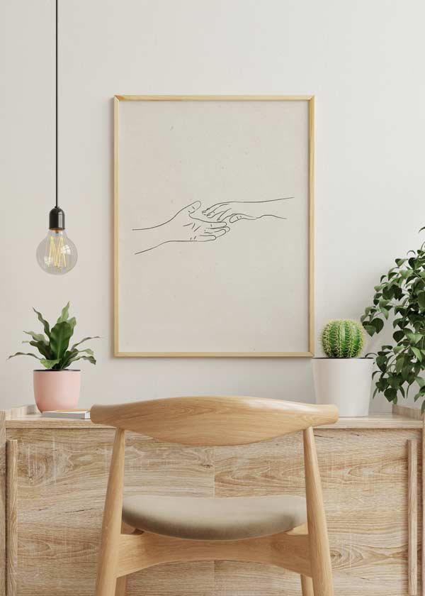 Decoración con cuadros, ideas -  cuadro de manos a punto de tocarse minimalista. Cuadro nórdico.. Lámina decorativa.
