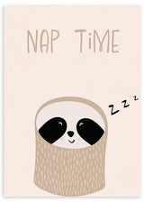 lámina decorativa de ilustración de mapache sobre fondo beige, nap time - kudeko