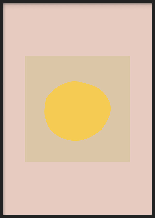 Cuadro con sol circular amarillo centrado sobre fondo beige y rosa empolvado, composición limpia de estilo minimalista. Disponible en kudeko.com