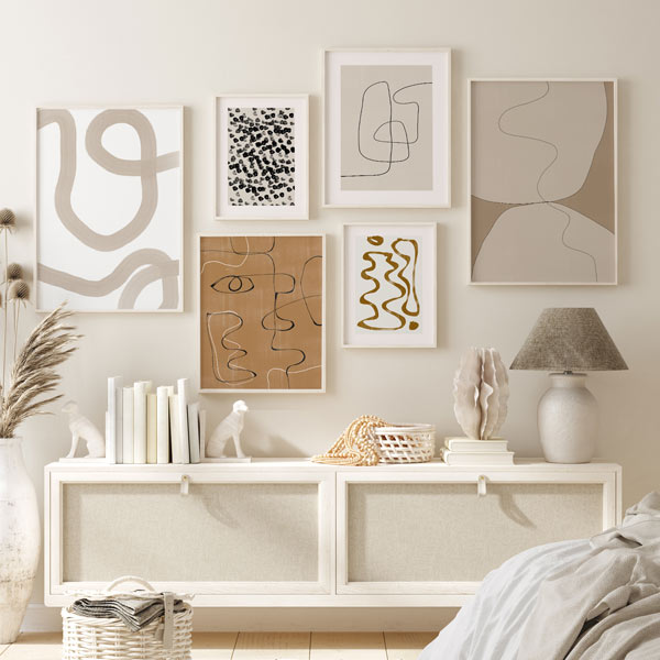 decoración con cuadros, mural - lámina decorativa abstracta con formas y rostros en tonos marrones - kudeko