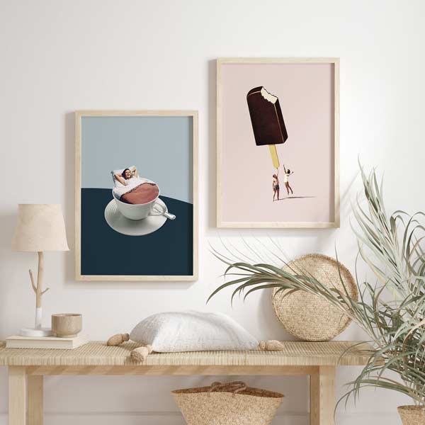 decoración con cuadros, mural - lámina decorativa de helado y dos personas sobre fondo rosa - kudeko